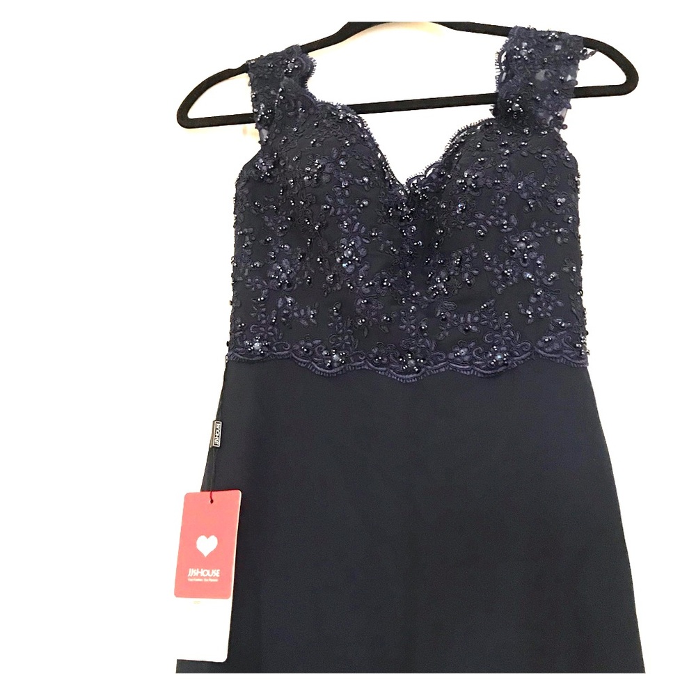 Gorgeous size 2 navy gown!